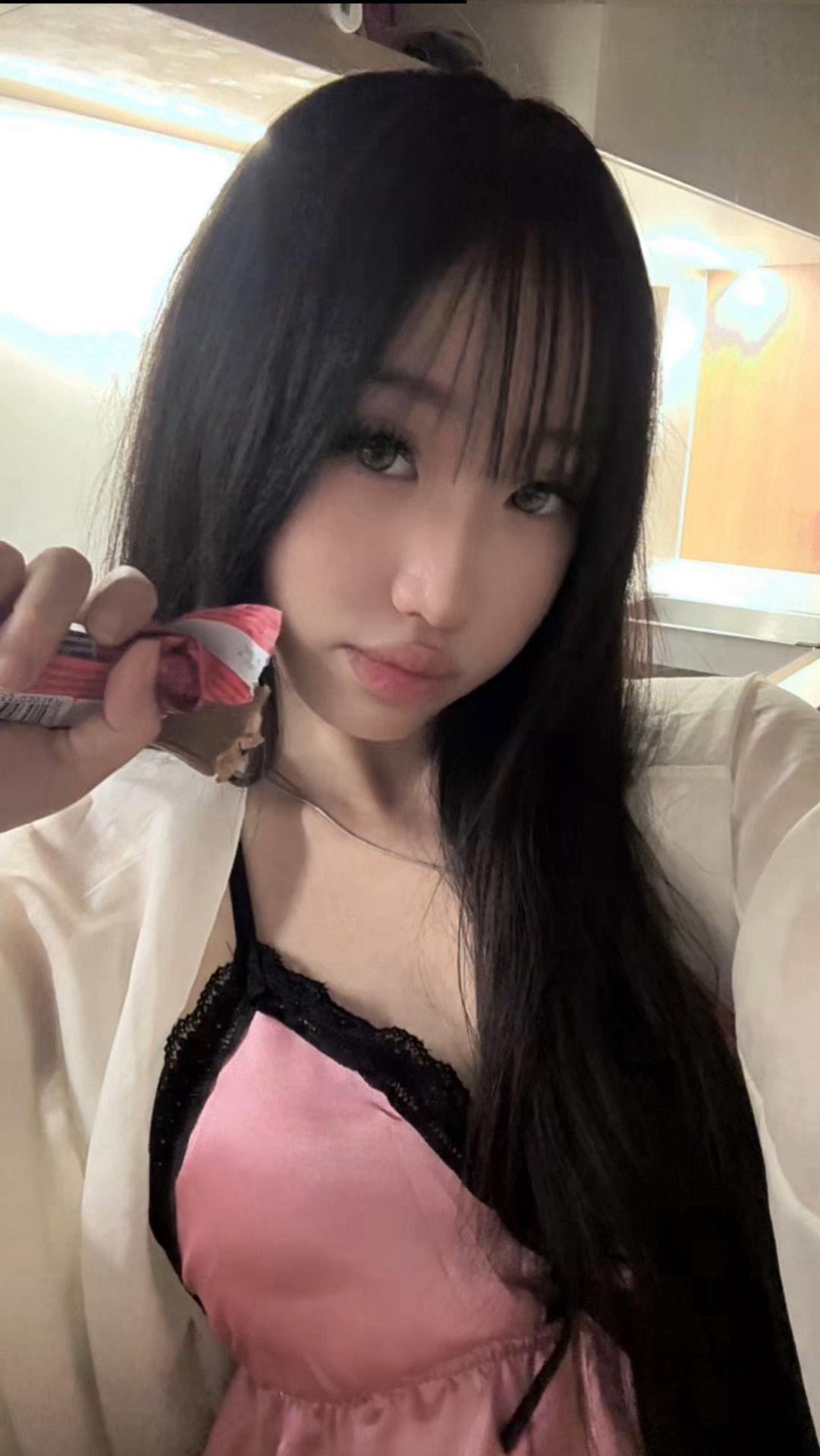 AsianAnna photo 2